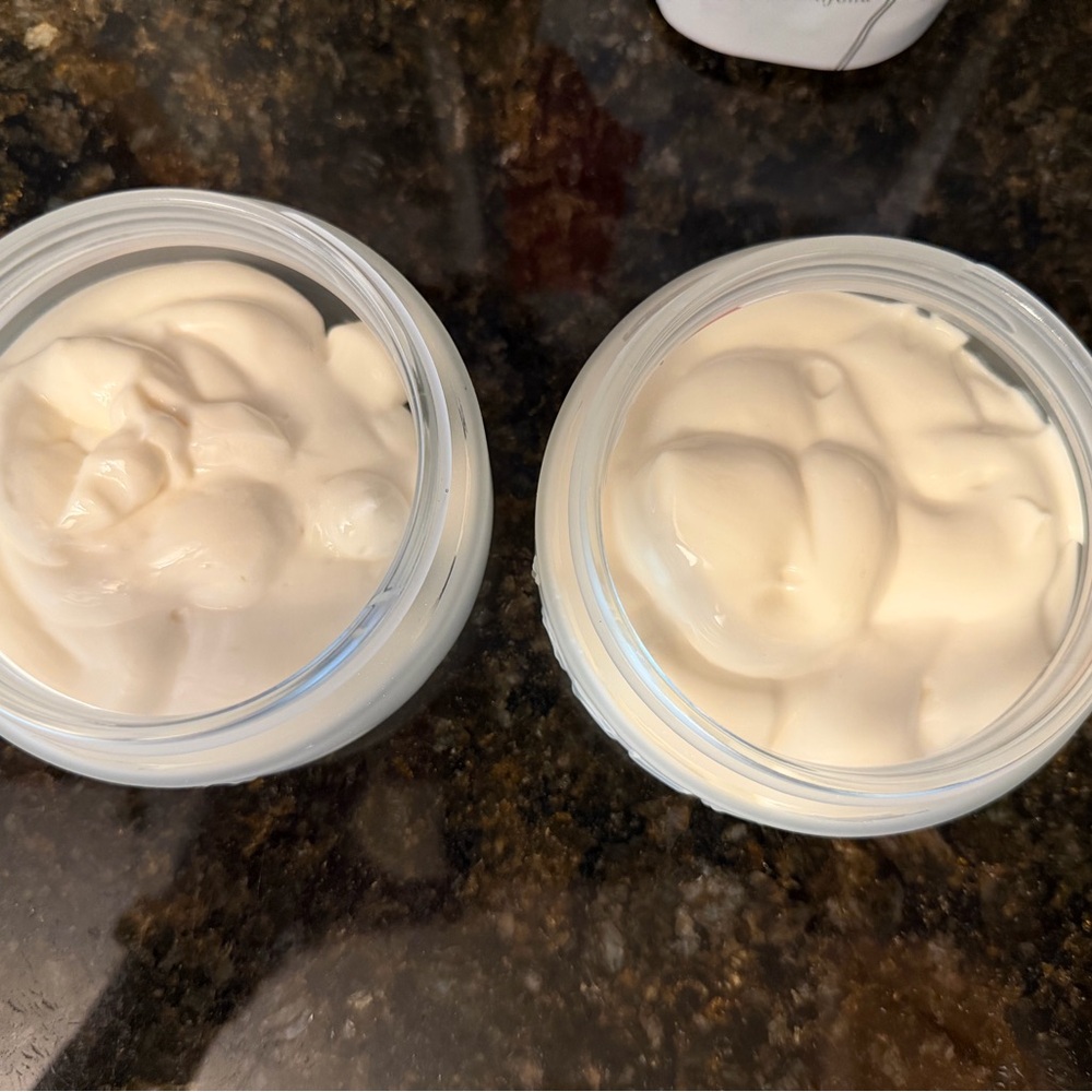 AZUNA Air Freshener and Odor Eliminator Set! - Picture 4 of 7